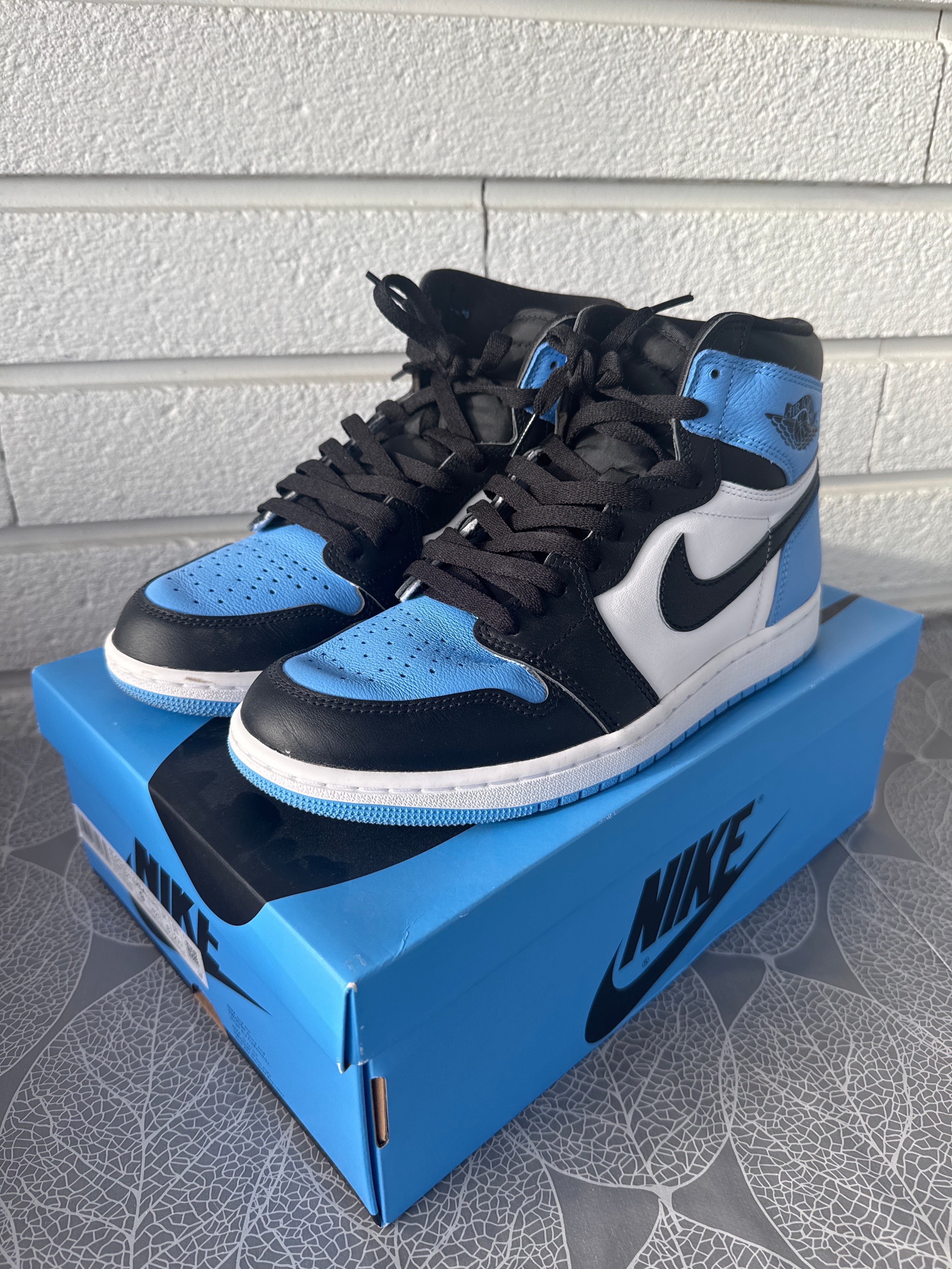 Air Jordan 1 High UNC Toe 42,5 - Brukt
