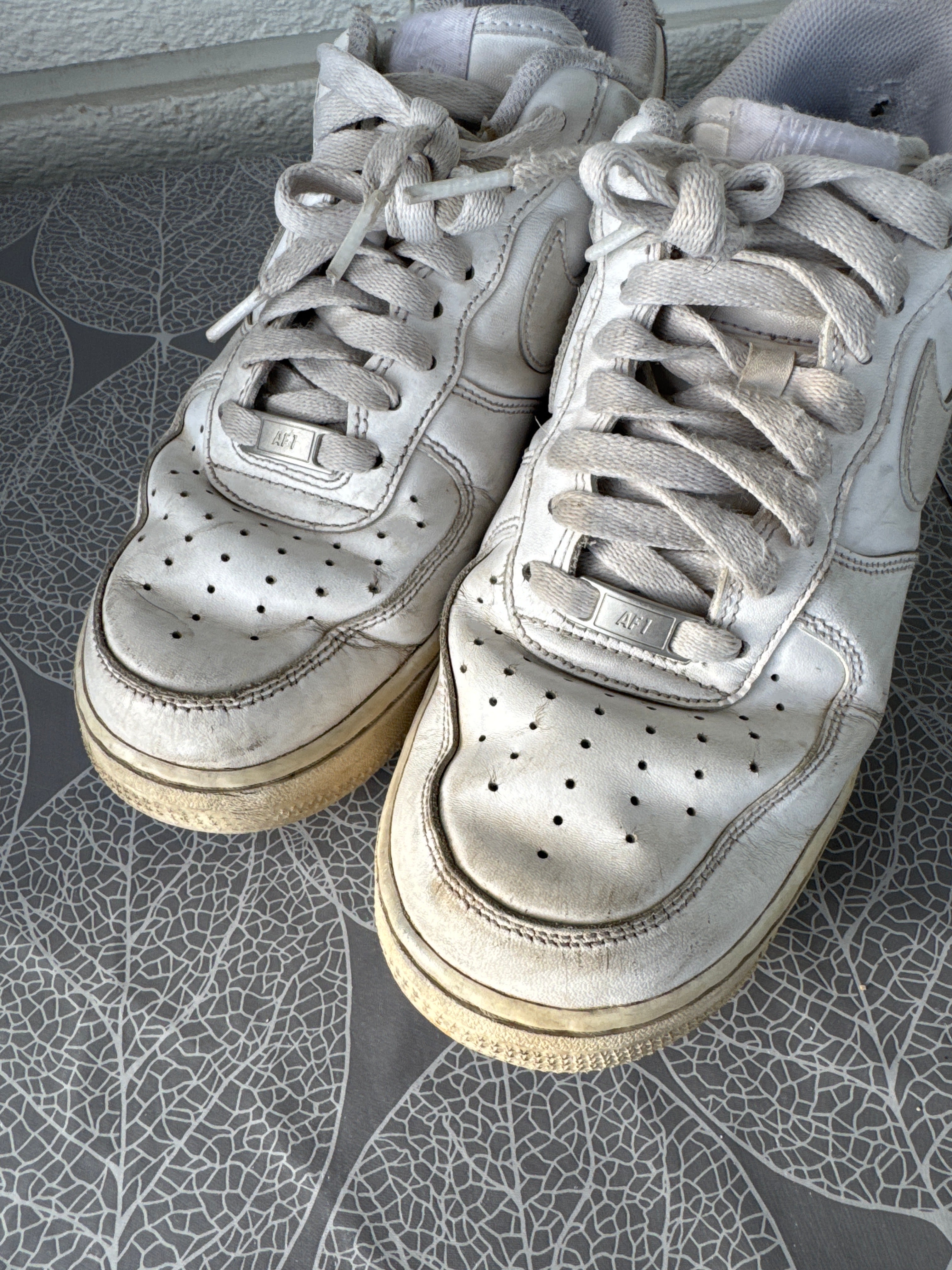 Air Force 1 Low Hvit 42,5 - Brukt