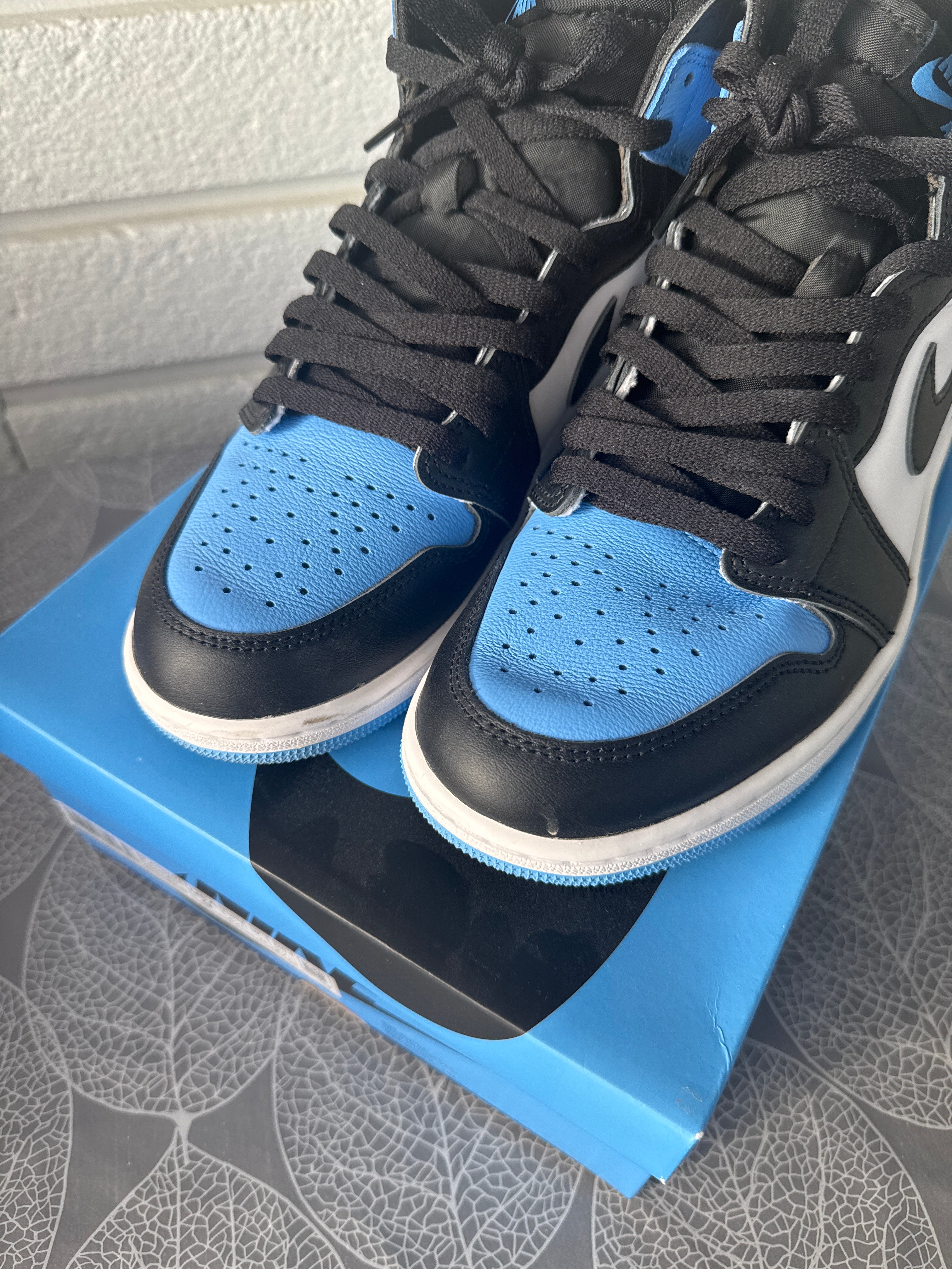 Air Jordan 1 High UNC Toe 42,5 - Brukt